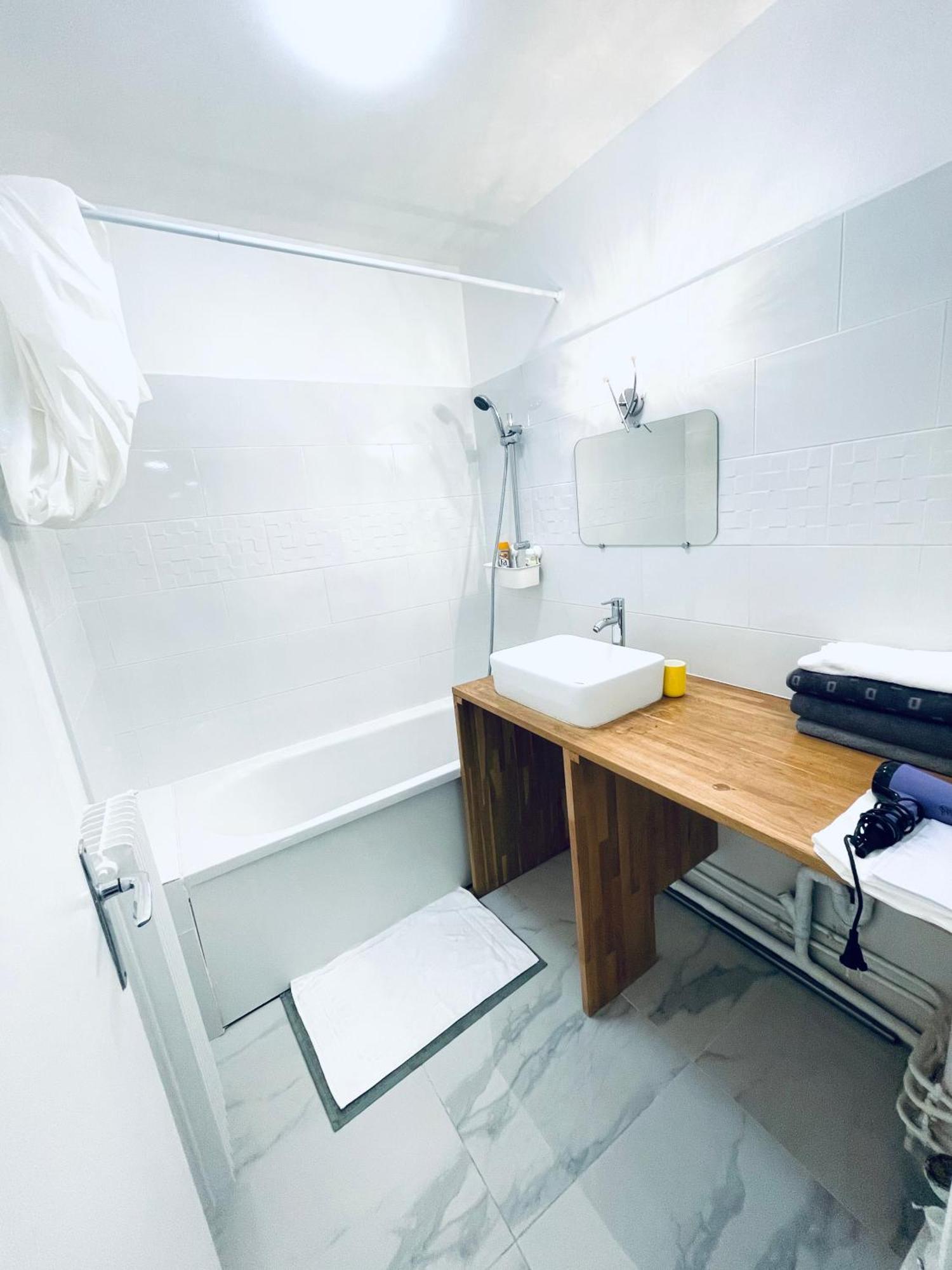Appartement Bastille - Voltaire - Le Marais - Centre De Paris - 5 Pers ภายนอก รูปภาพ